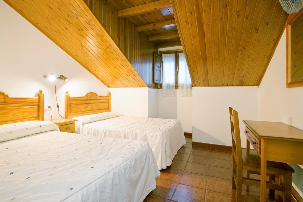 Hotel Castillo D'Acher Сиреса Экстерьер фото